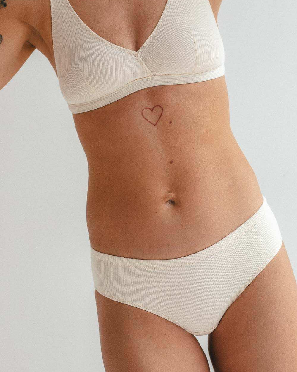 Bralet Via z certyfikowanej bawełny prążkowanej - Myunds.com
