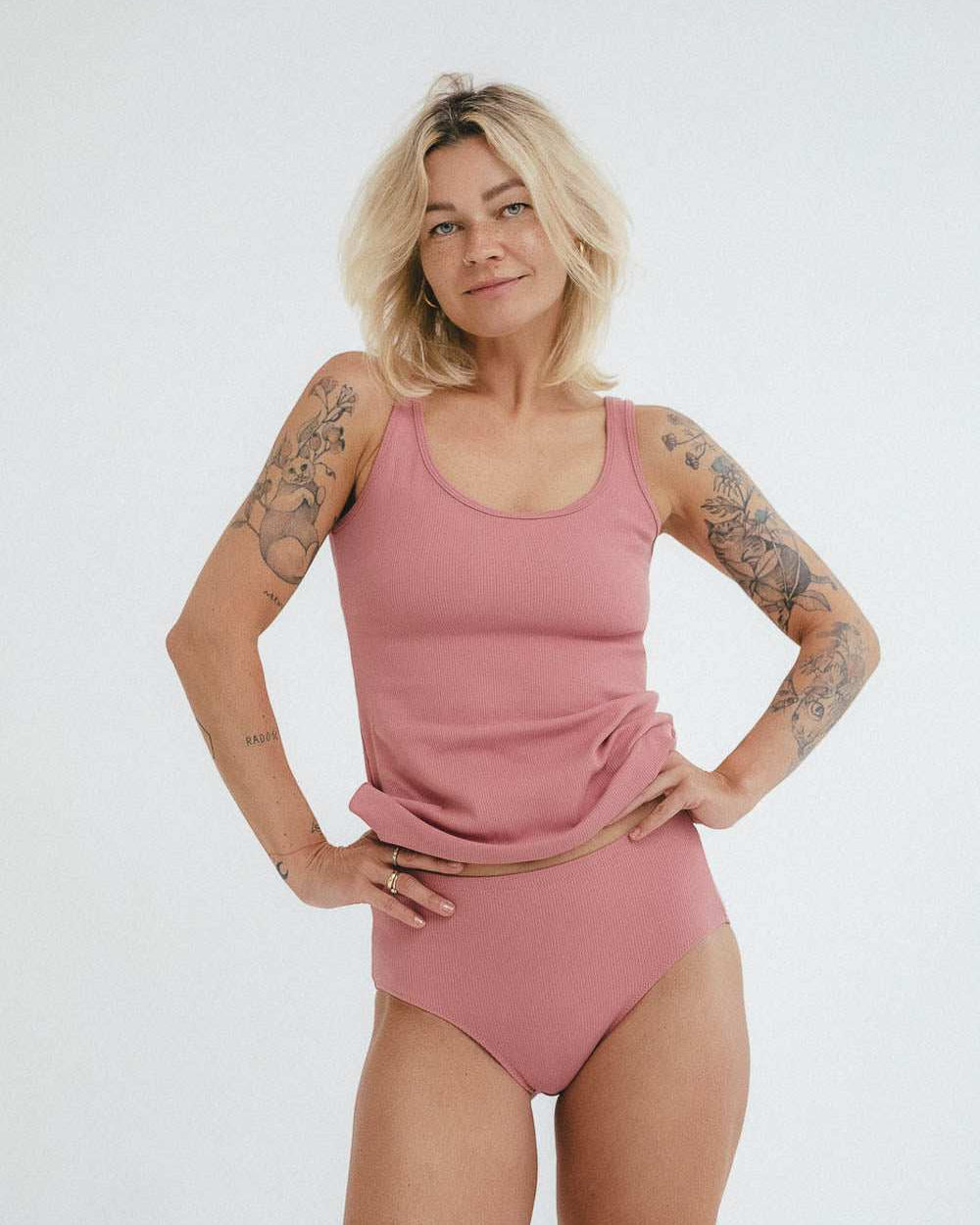 Koszulka Tank top Ria z certyfikowanej bawełny prążkowanej - Myunds.com