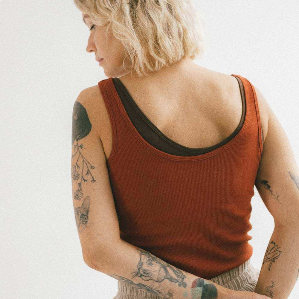 Koszulka Tank top Ria z certyfikowanej bawełny prążkowanej - Myunds.com