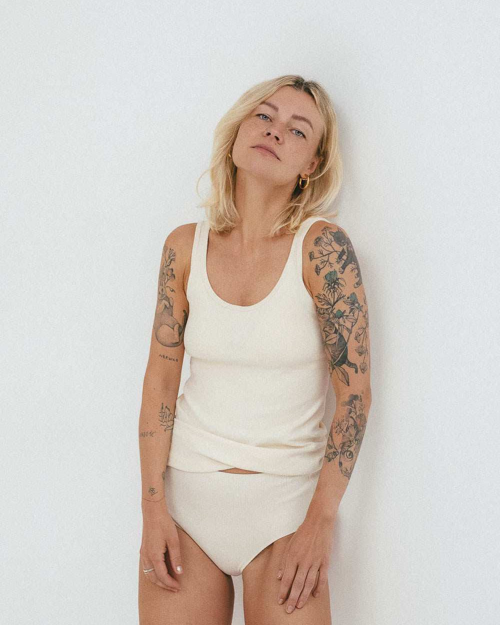 Koszulka Tank top Ria z certyfikowanej bawełny prążkowanej - Myunds.com