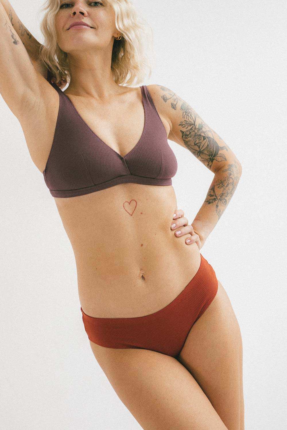 Bralet Via z certyfikowanej bawełny prążkowanej - Myunds.com