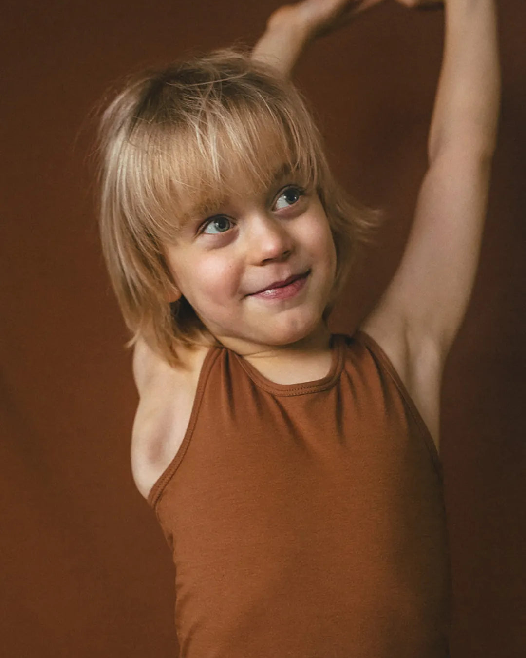 Tank top dziecięcy Pia z bawełny organicznej