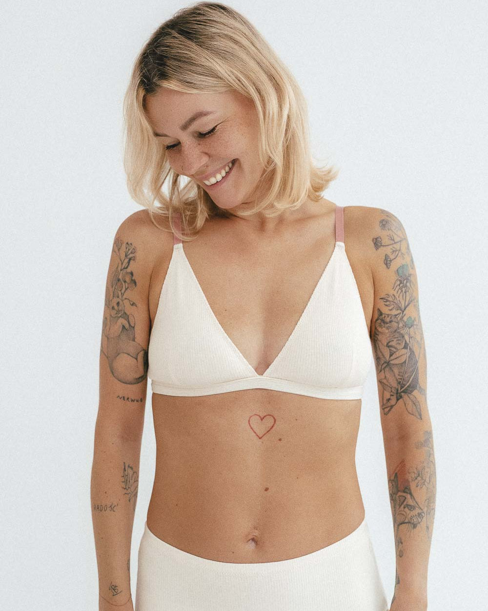 Bralet Rui z certyfikowanej bawełny prążkowanej