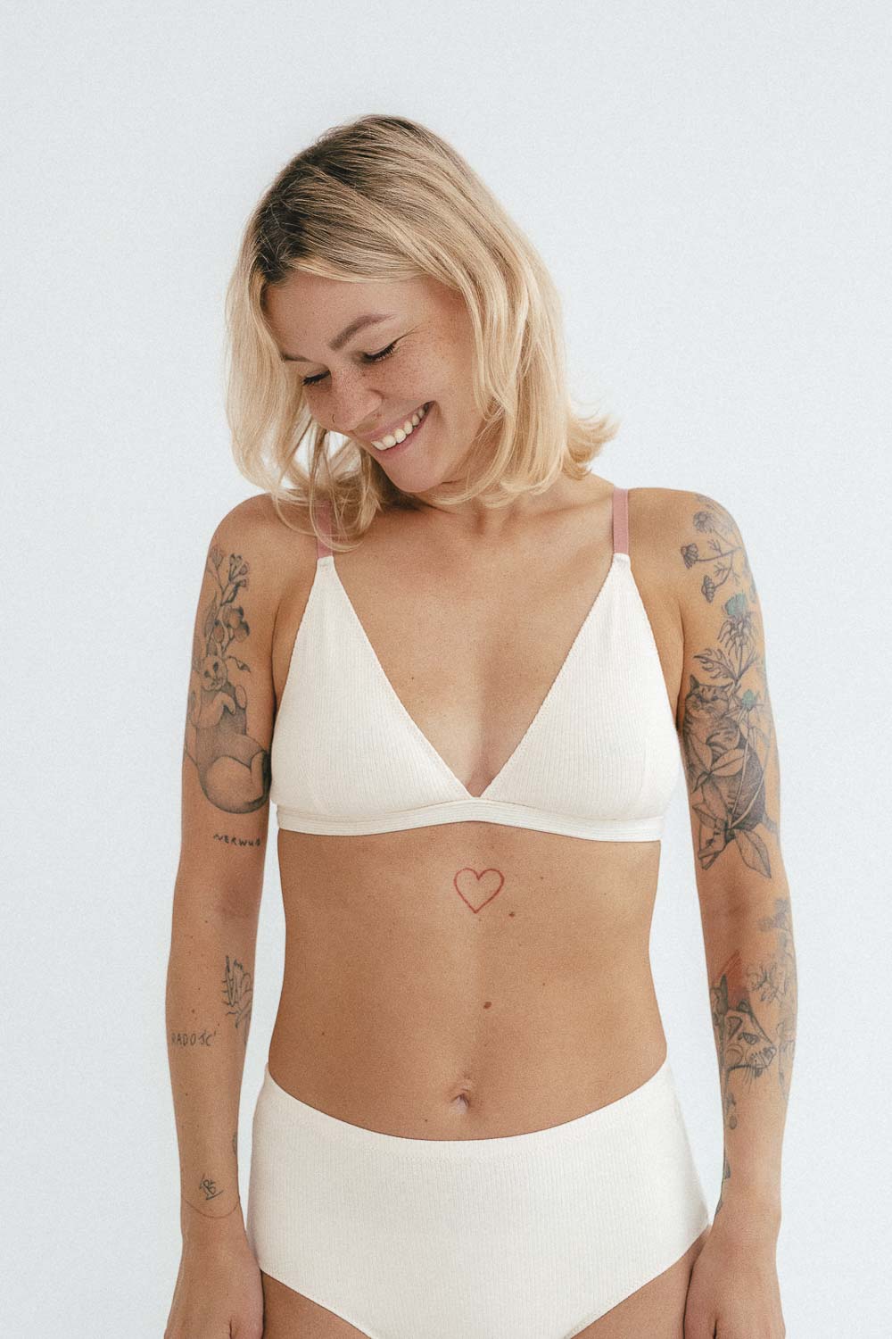 Bralet Rui z certyfikowanej bawełny prążkowanej