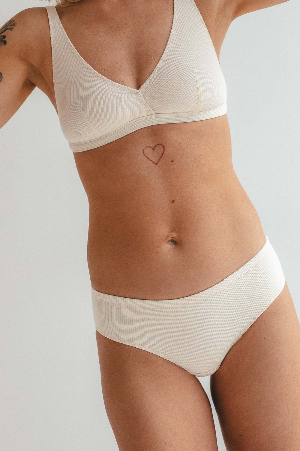 Bralet Via z certyfikowanej bawełny prążkowanej