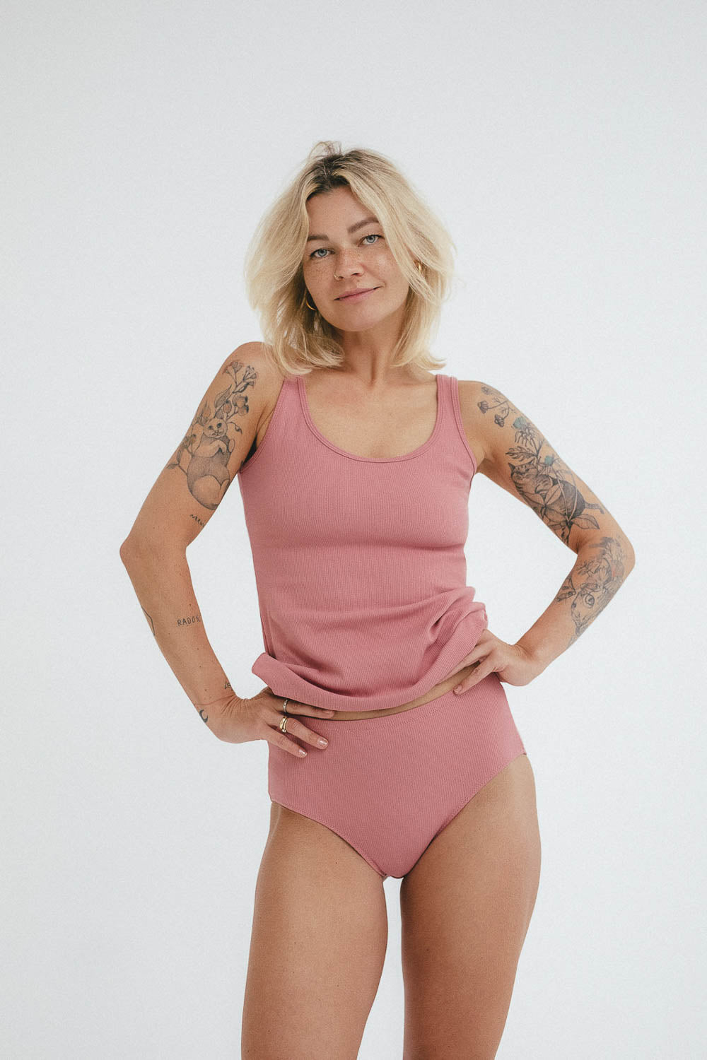 Koszulka Tank top Ria z certyfikowanej bawełny prążkowanej