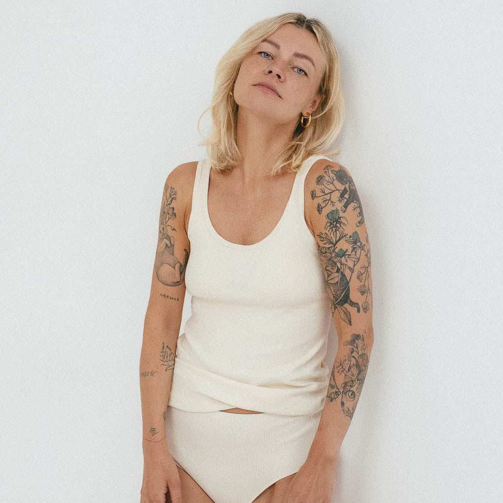 Koszulka Tank top Ria z certyfikowanej bawełny prążkowanej - Myunds.com